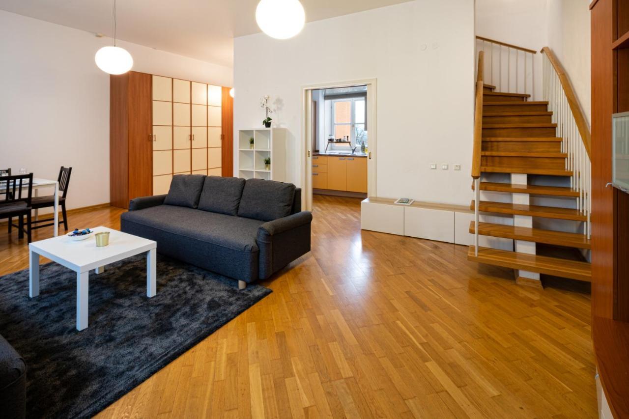 Old Riga Two Floor Palasta Loft Apartment With River View Dış mekan fotoğraf